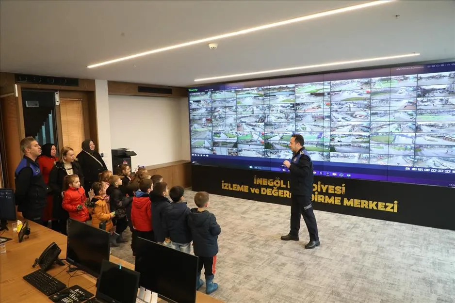 Anaokulu öğrencilerinden İnegöl Belediyesi’ne 