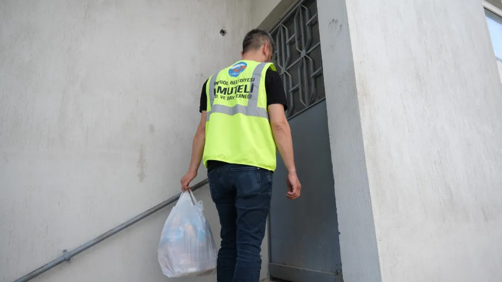 İnegöl Belediyesinden 365 Gün Sıcak Yardım