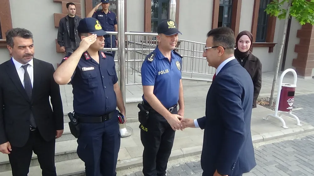 İnegöl'ün yeni kaymakamı göreve başladı