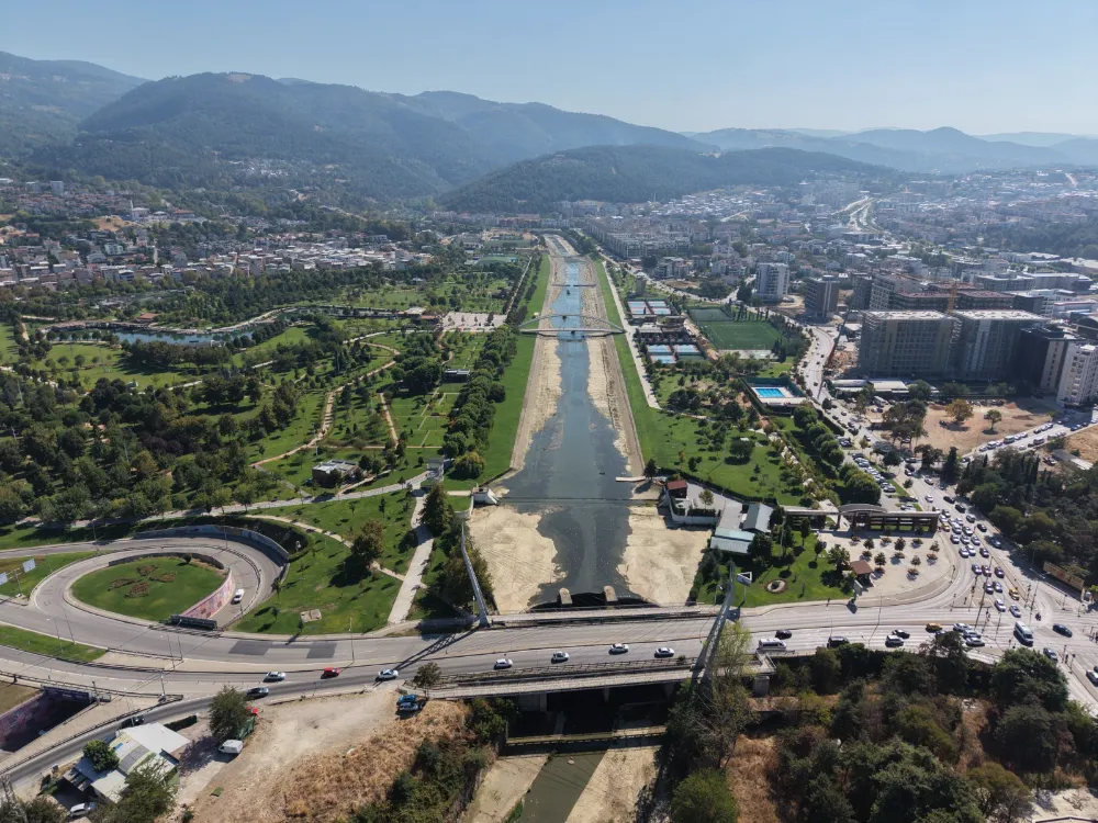 Büyükşehir'den dere temizliği mesaisi