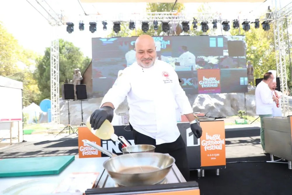 İnegöl Gastronomi Festivali’nin İkinci Gününde Şeflerden Lezzet Şovu